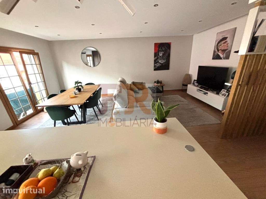 'Excelente' Apartamento T2 Moderno com Varanda ,Parqueamento Amadora - Grande imagem: 4/18