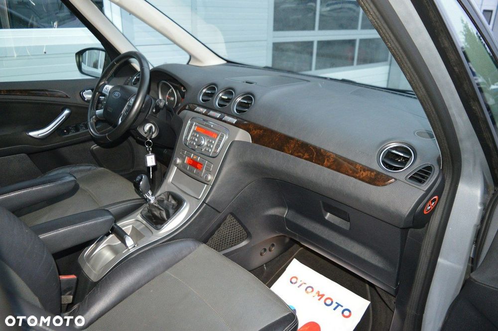 Ford Galaxy 1.8 TDCi Ghia - 21