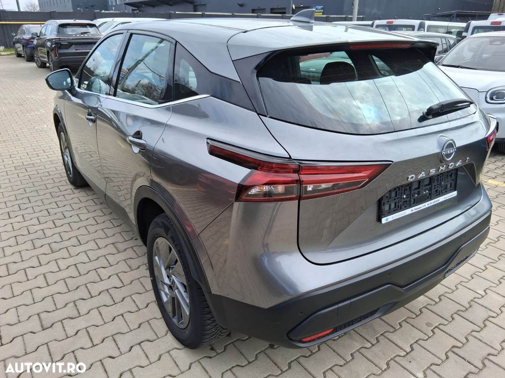 Nissan Qashqai - 12