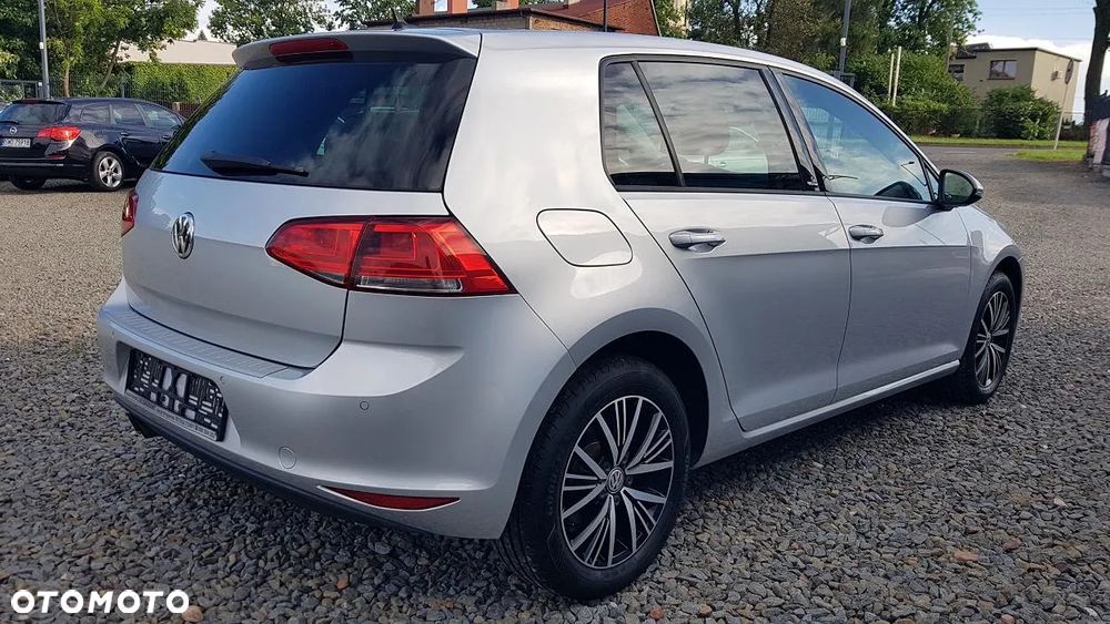 Volkswagen Golf 1.4 TSI BlueMotion Technology Allstar - 4