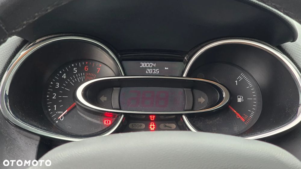 Renault Clio 1.2 16V Alize - 7