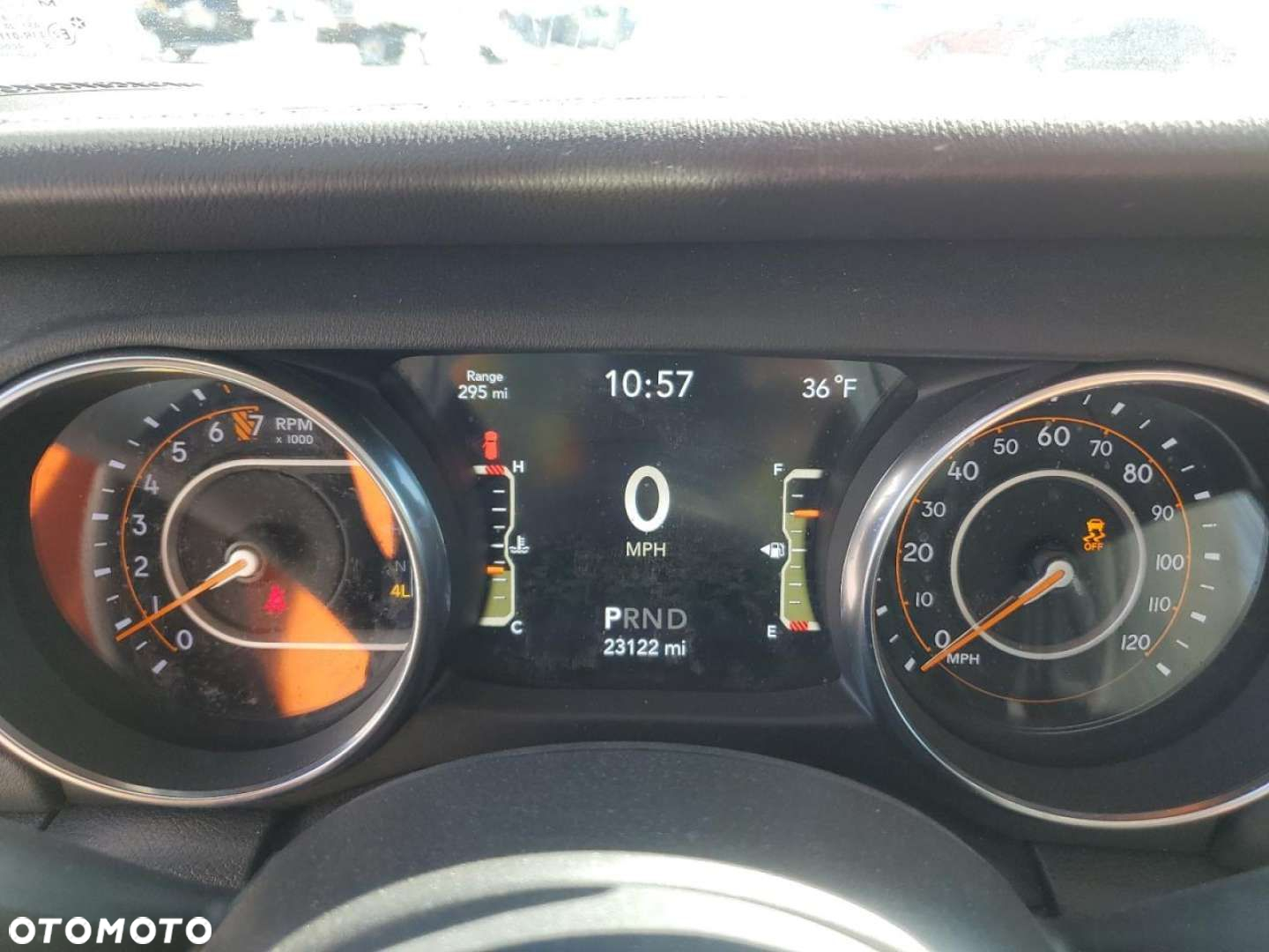Jeep Wrangler - 9