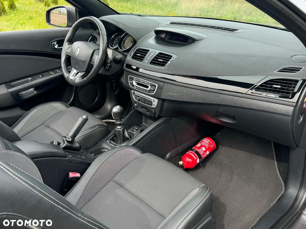 Renault Megane 1.5 dCi Bose - 8