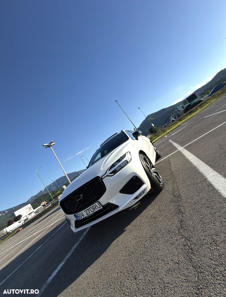 Volvo XC 60 B4 MHEV R-Design - 35