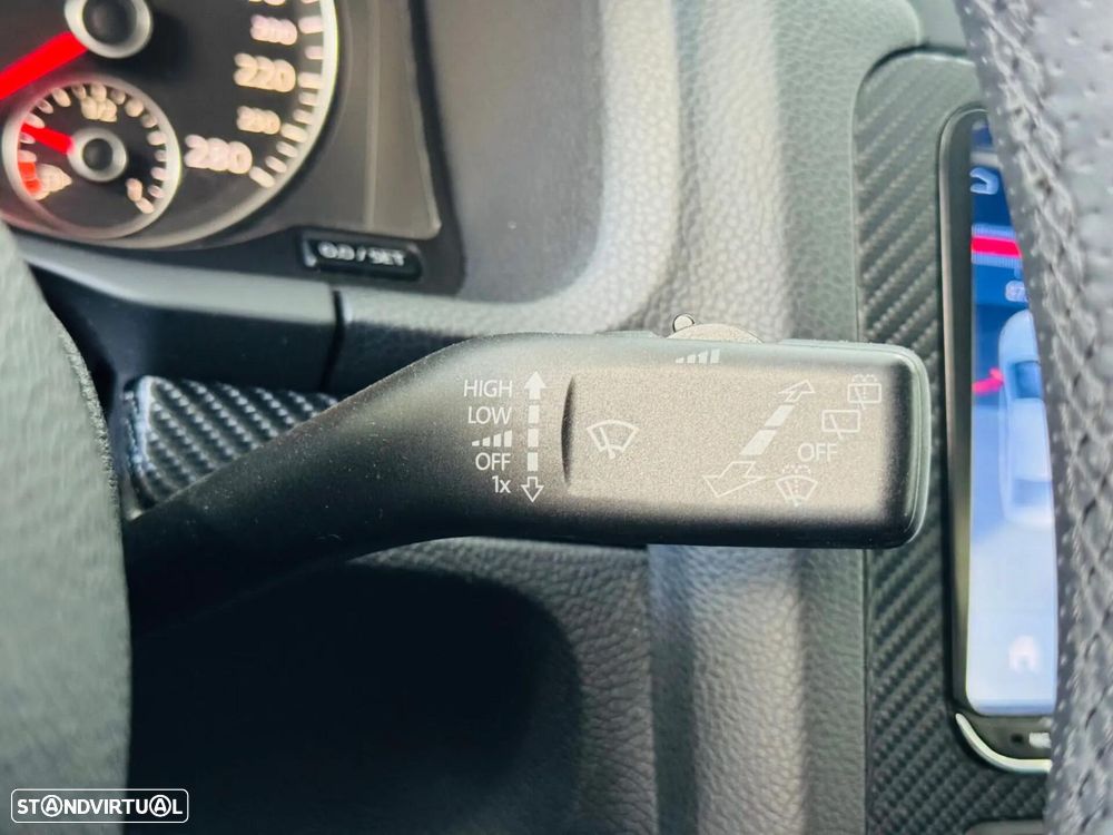 VW Scirocco 2.0 TDI Sport - 24