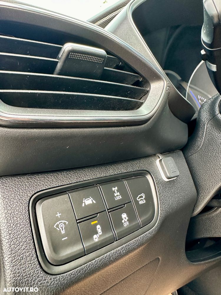 Hyundai Santa Fe 2.2 CRDi 4WD Automatik Premium - 24