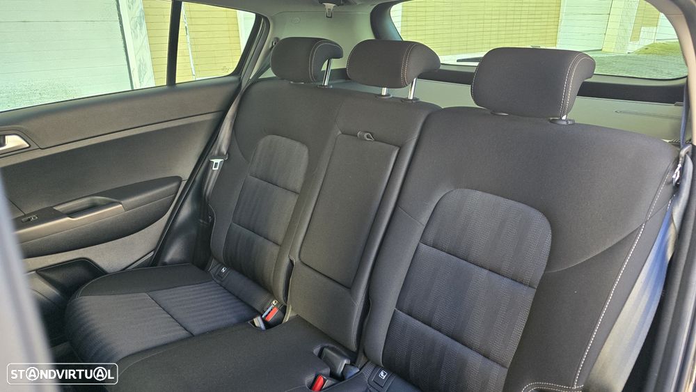 Kia Sportage 1.6 CRDI ISG SX - 9