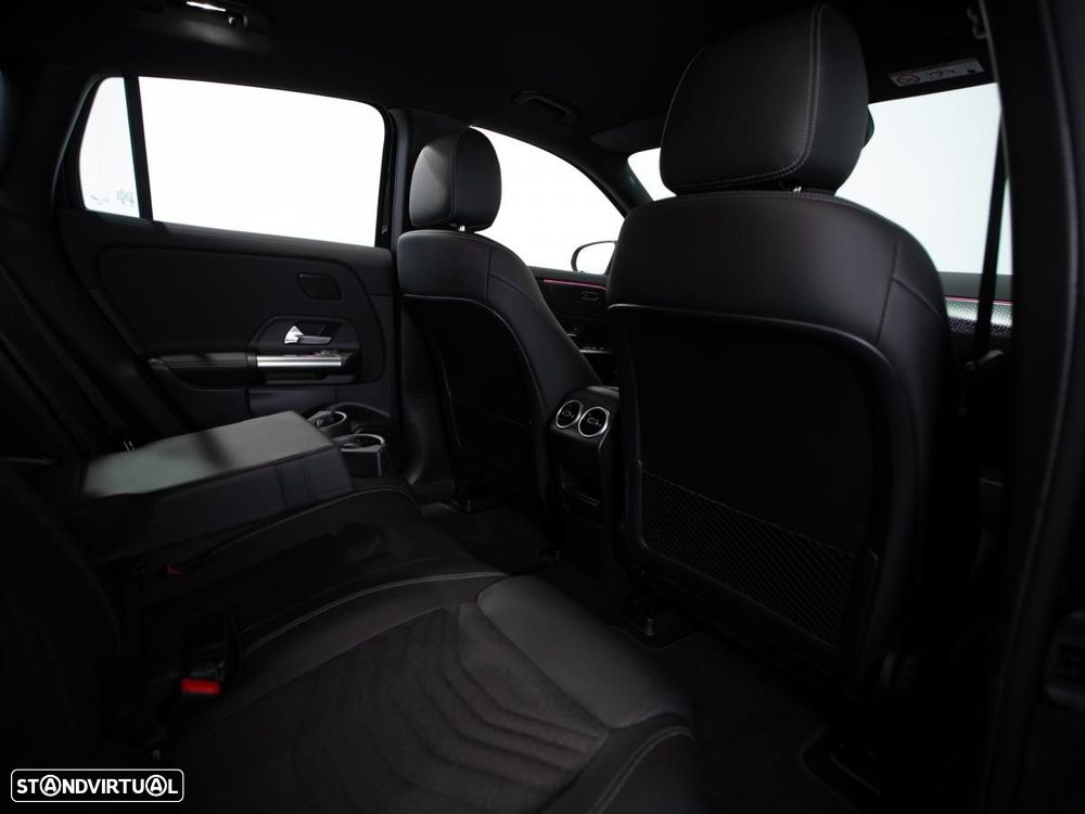 Mercedes-Benz EQA 300 4Matic - 11