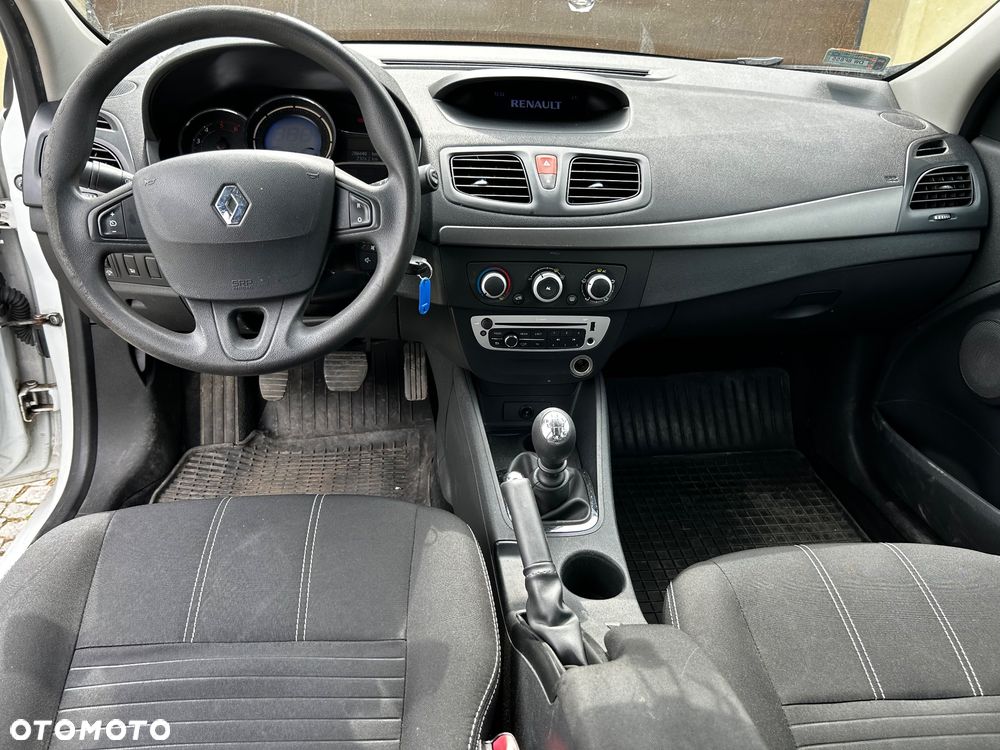 Renault Fluence - 23
