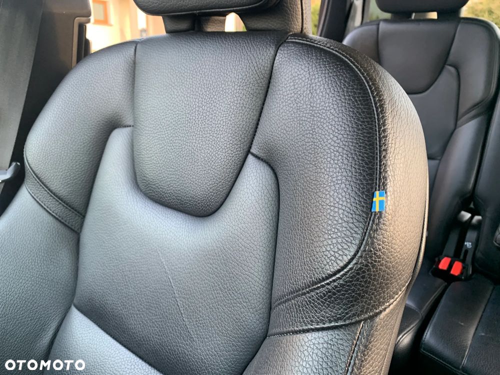 Volvo XC 90 D5 SCR AWD Inscription - 28