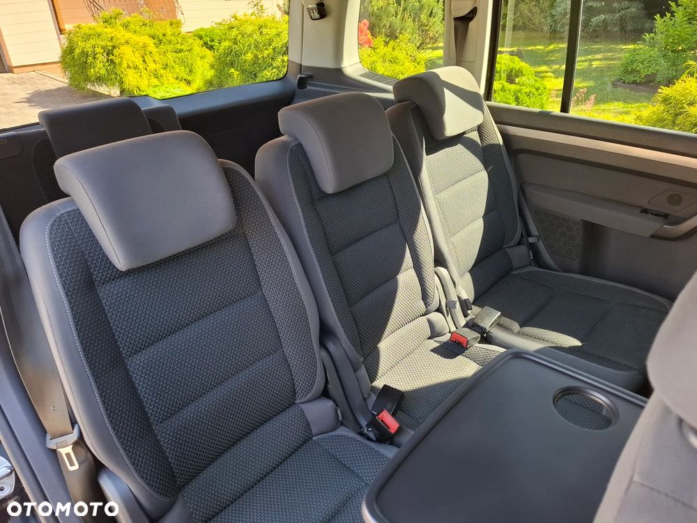 Volkswagen Touran 1.6 TDI DPF BlueMot Trendline - 17