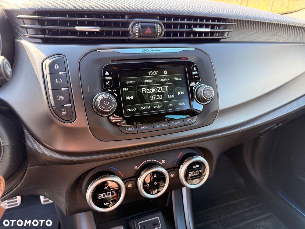 Alfa Romeo Giulietta 1750 TBi Veloce TCT - 14