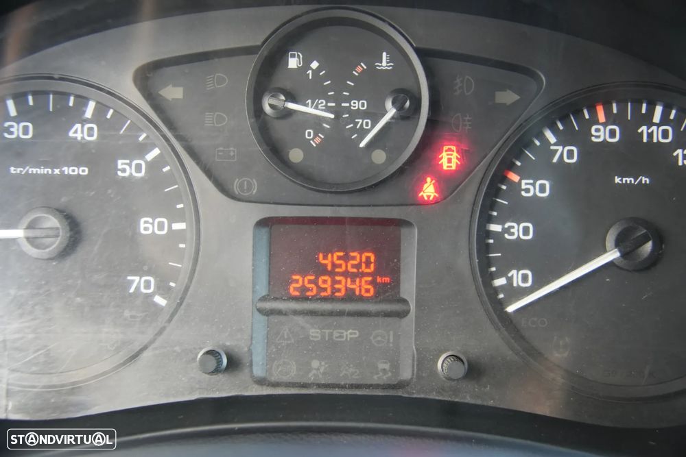 Citroën Berlingo Maxi Longa 1.6HDI 120cv 3Lugares - 14
