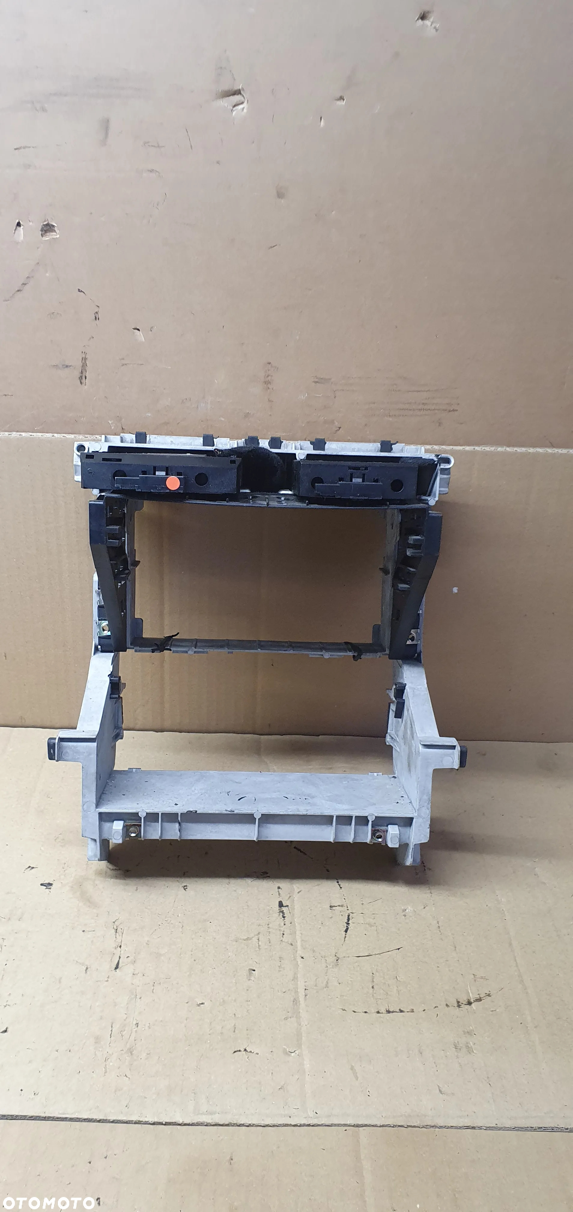 Ramka kosz konsoli radia 2 DIN Audi A4 B6 8E0858005C - 5