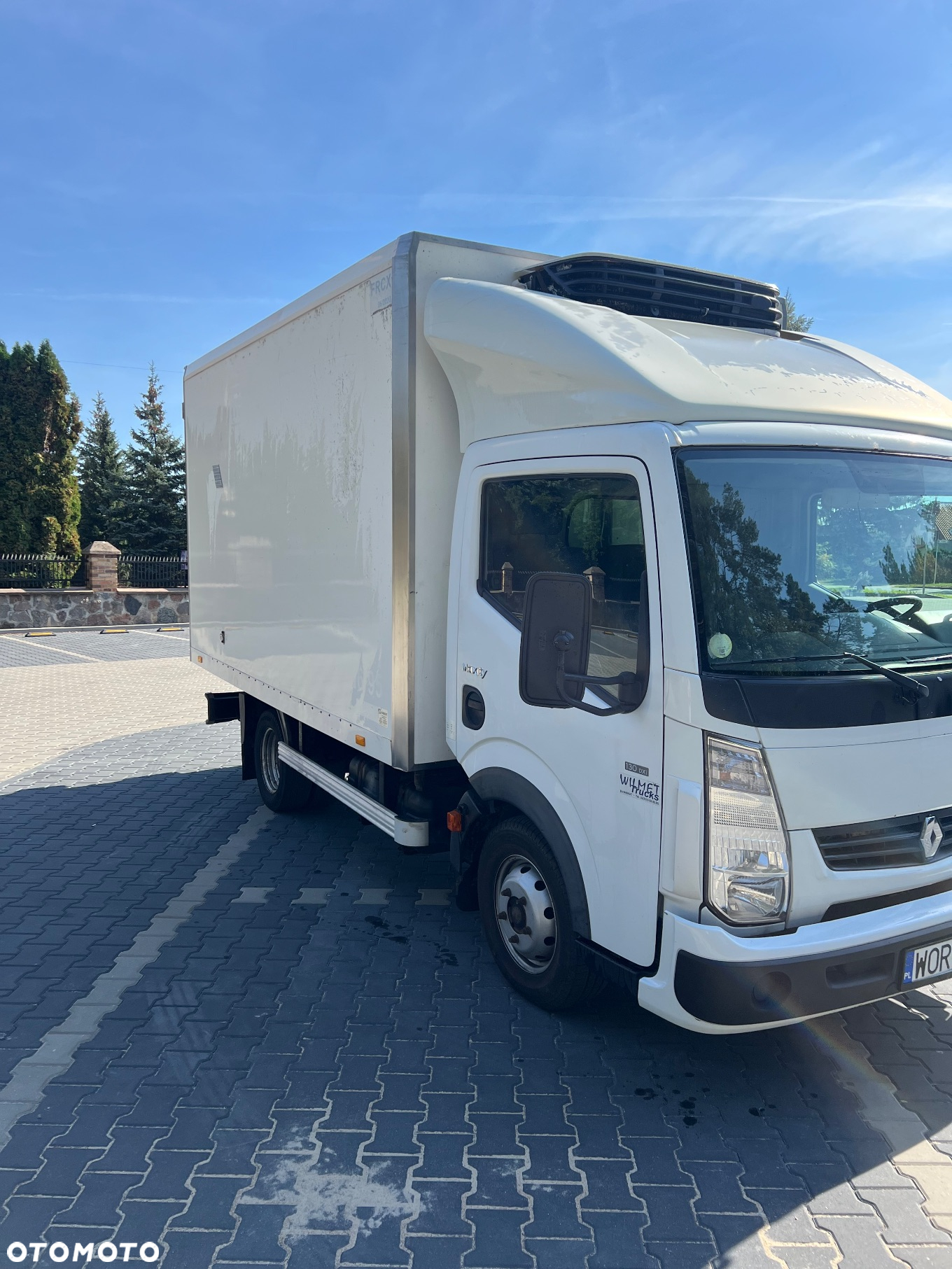 Renault Maxity - 2