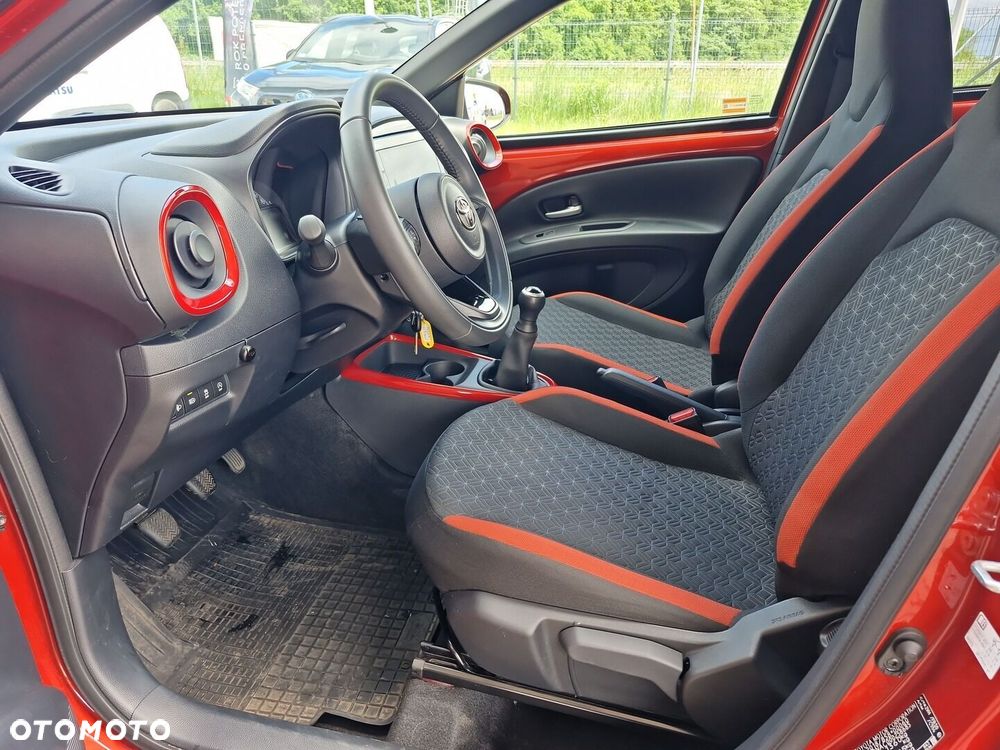 Toyota Aygo X - 12