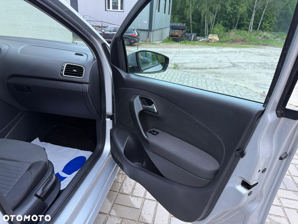 Volkswagen Polo - 26