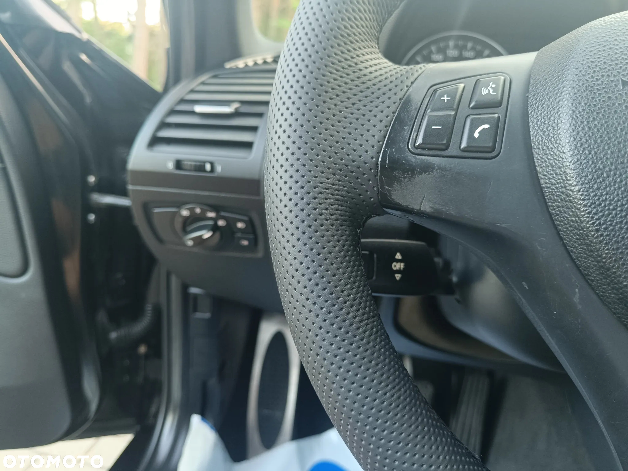 BMW Seria 1 120d DPF Edition Sport - 27