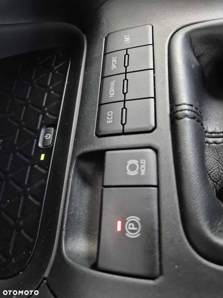 Toyota RAV4 2.0 Comfort 4x2 - 23