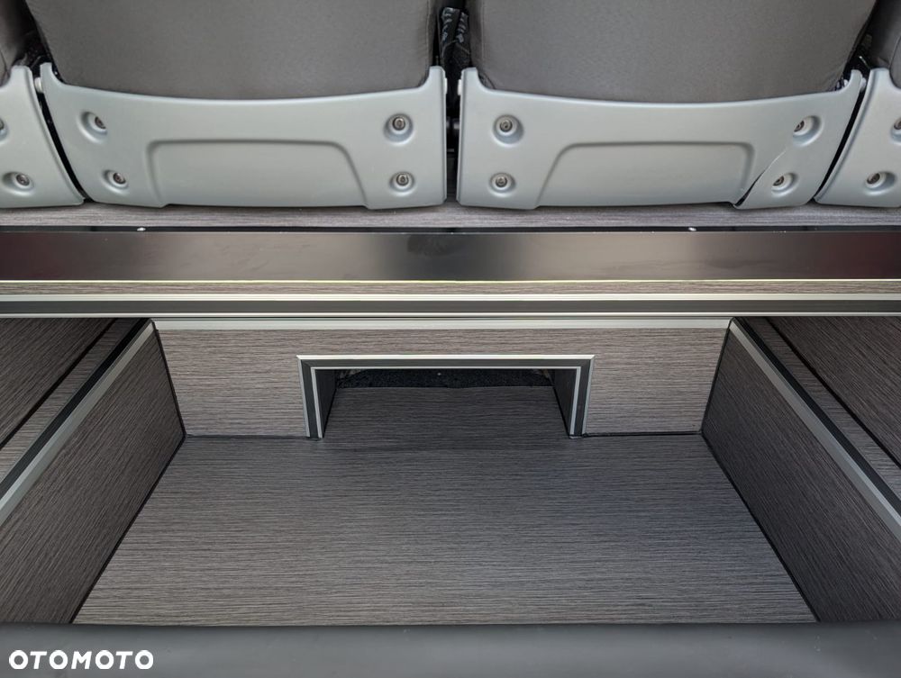 Mercedes-Benz Sprinter 517 - 7