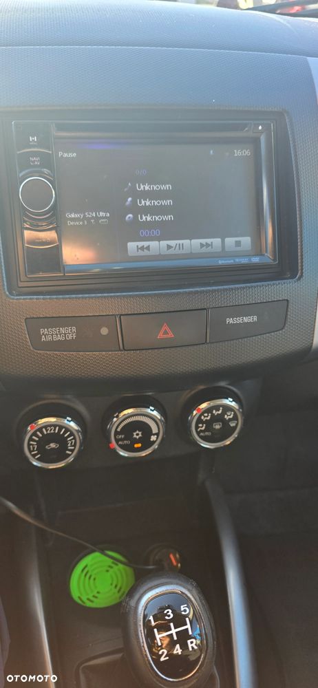 Mitsubishi Outlander 2.0 Intense + 2WD EU5 - 11