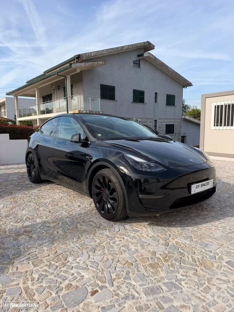 Tesla Model Y Performance Tração Integral - 3