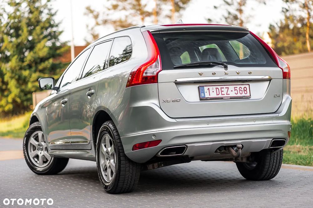 Volvo XC 60 - 4