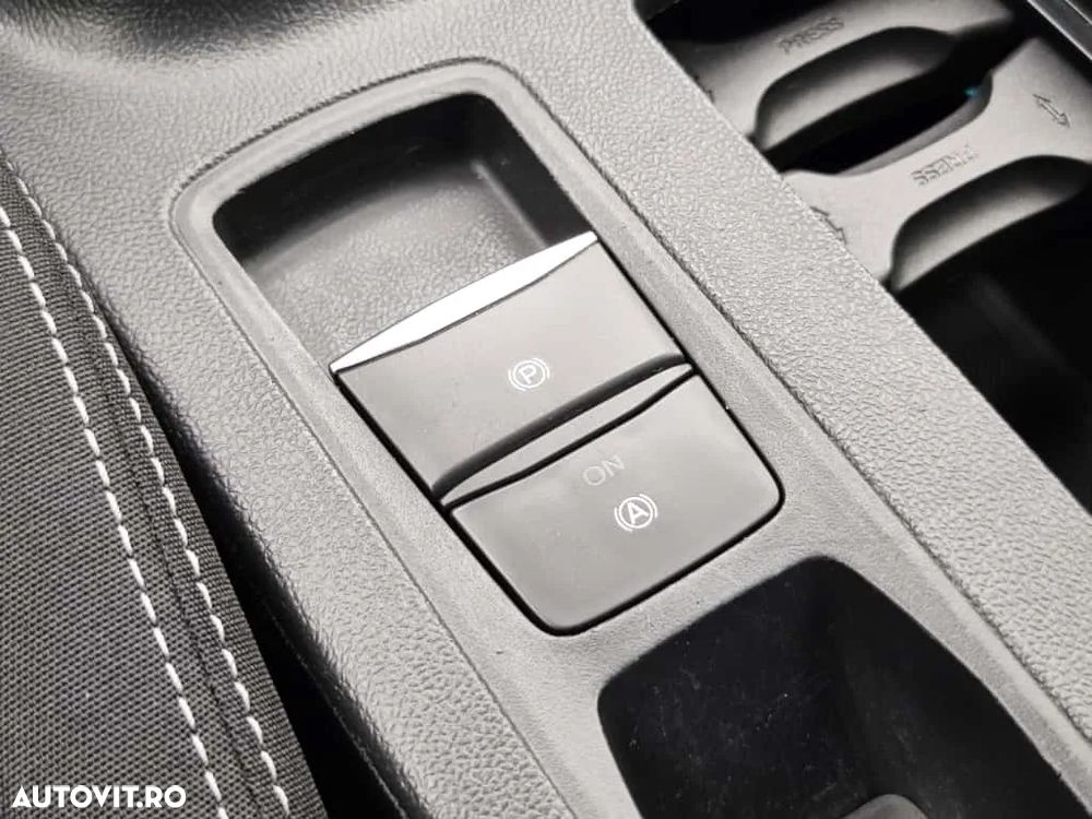 Ford Focus 1.0 EcoBoost Trend Edition - 23