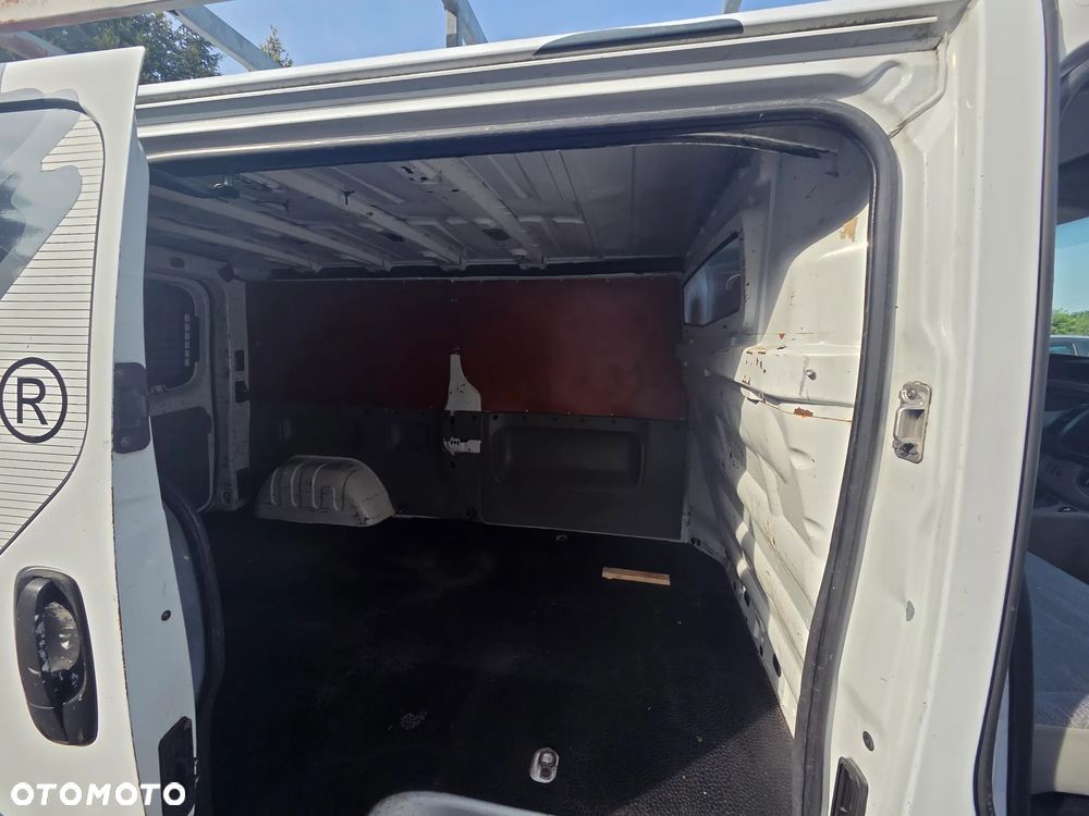 Opel VIVARO - 26