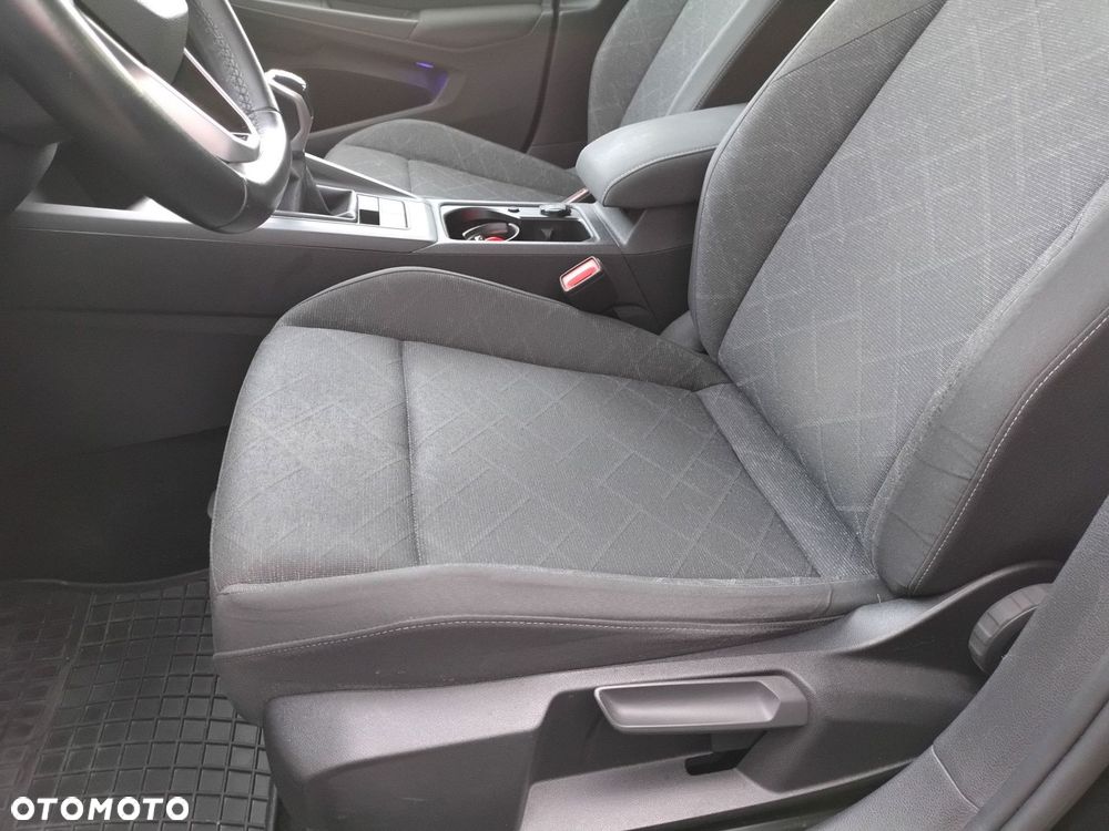 Volkswagen Golf - 12