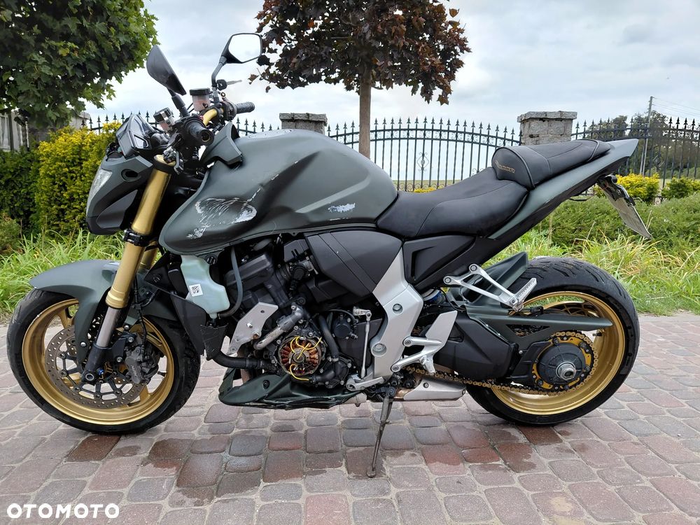 Honda CB - 3