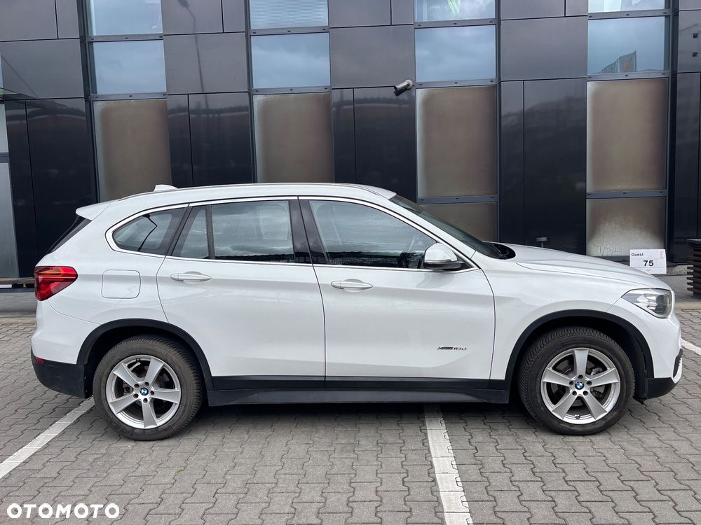BMW X1 xDrive18d Advantage - 3
