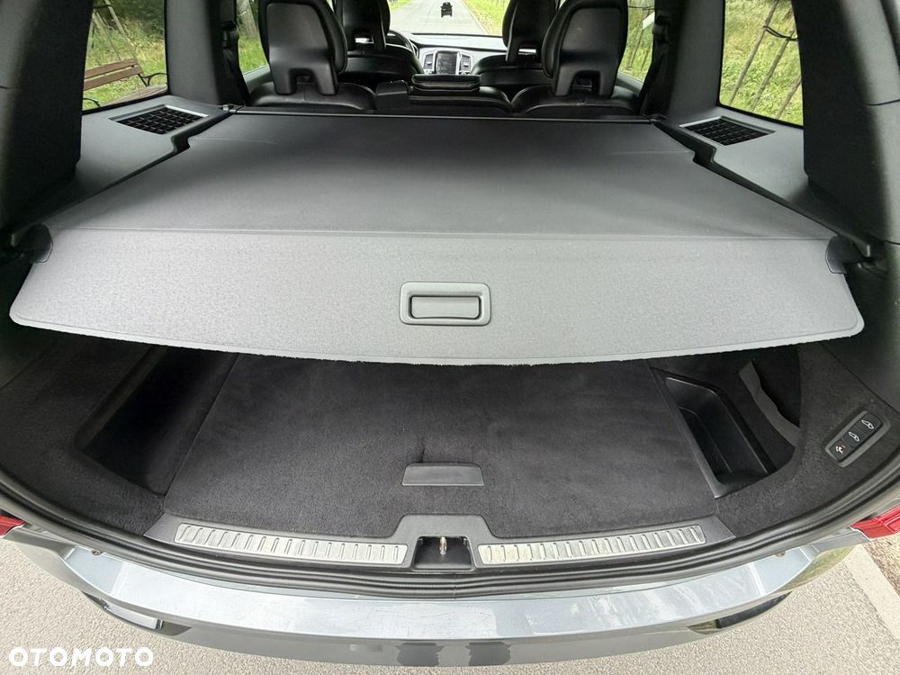 Volvo XC 90 - 25