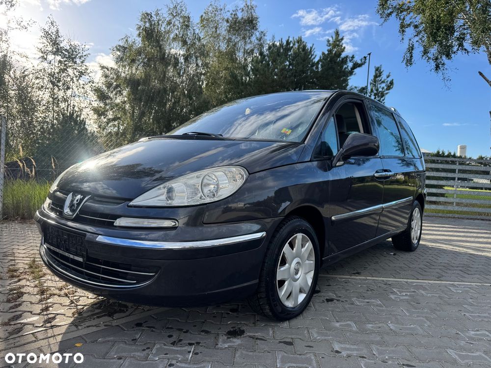 Peugeot 807 HDi 135 Family - 2
