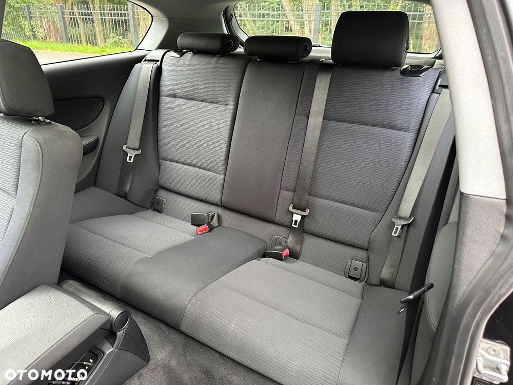 BMW Seria 1 116i - 10