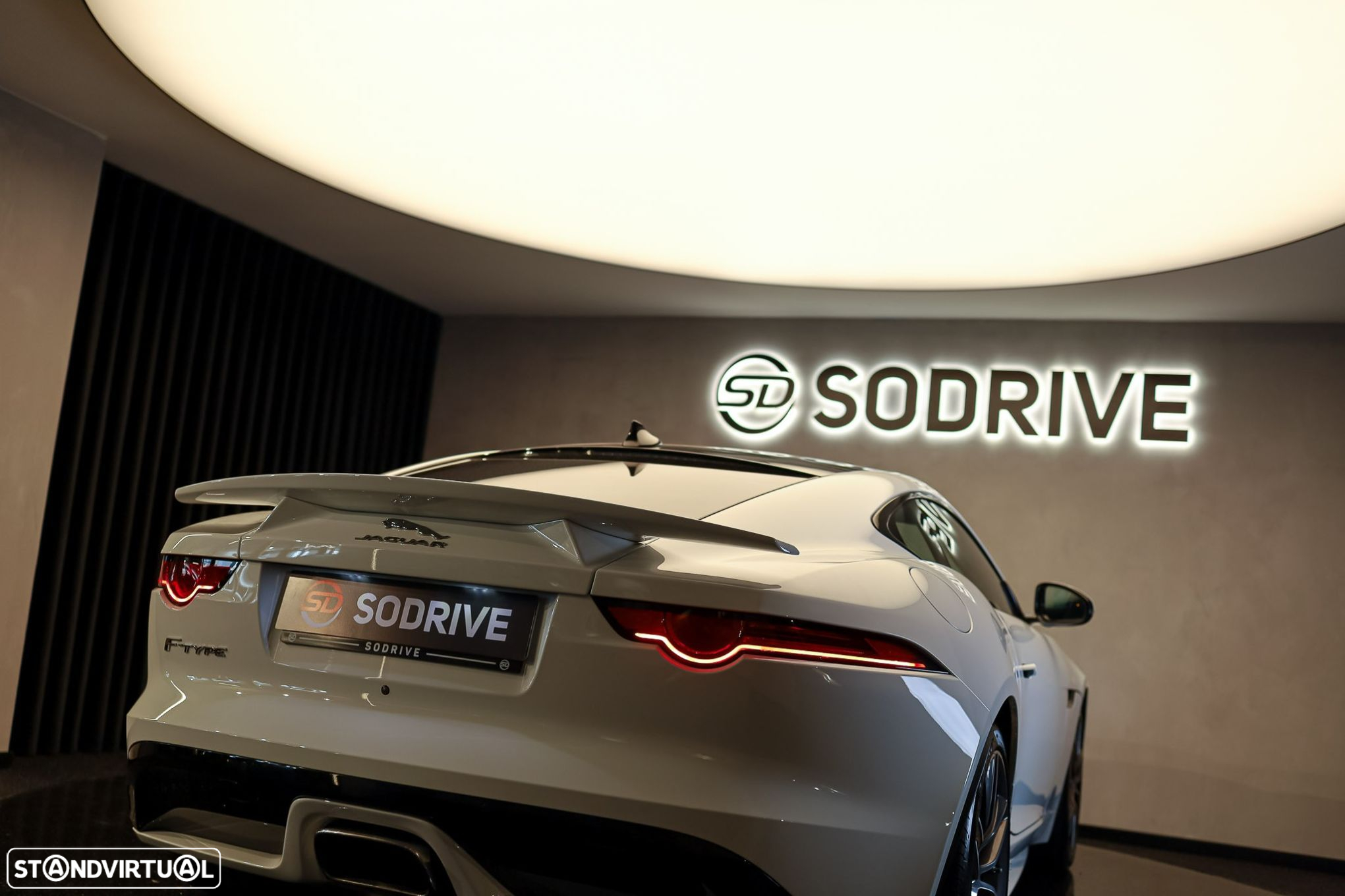 Jaguar F-Type 2.0 i4 R-Dynamic - 50