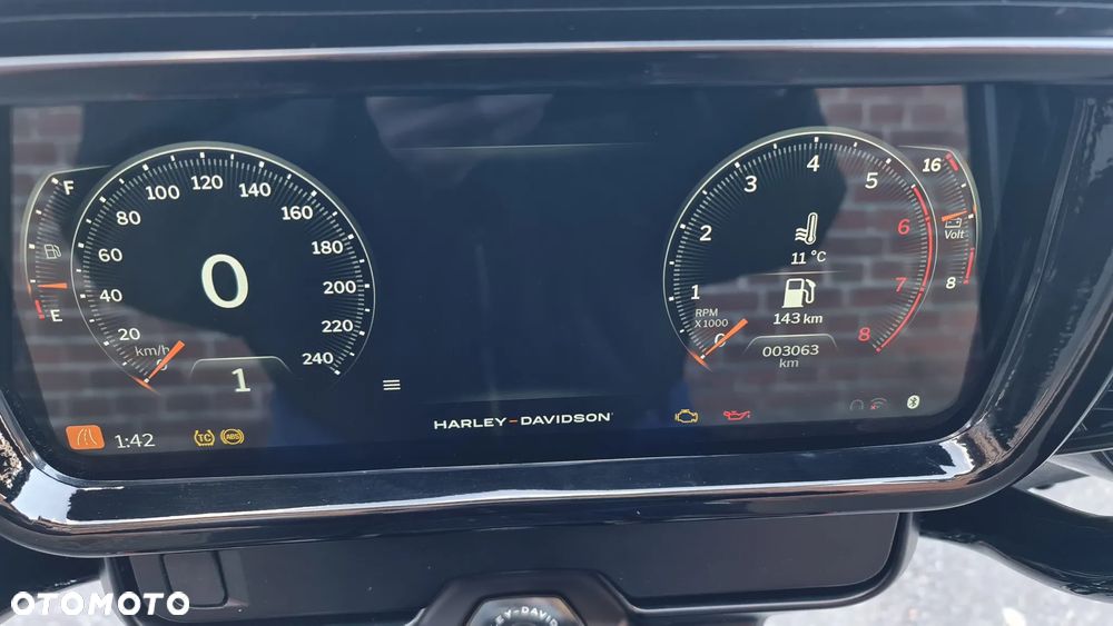 Harley-Davidson Touring Street Glide - 3