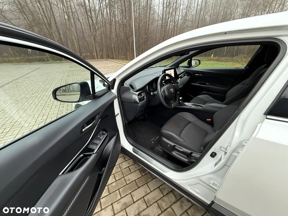 Toyota C-HR 2.0 Hybrid Style - 13