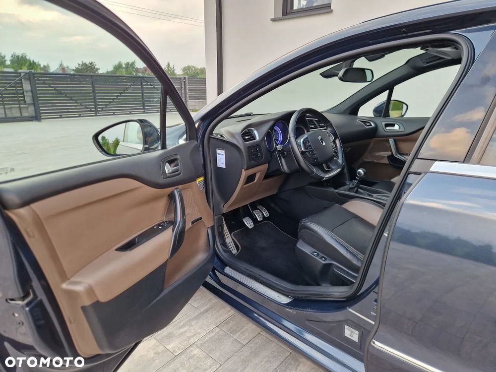Citroën DS4 HDi 165 SportChic - 12
