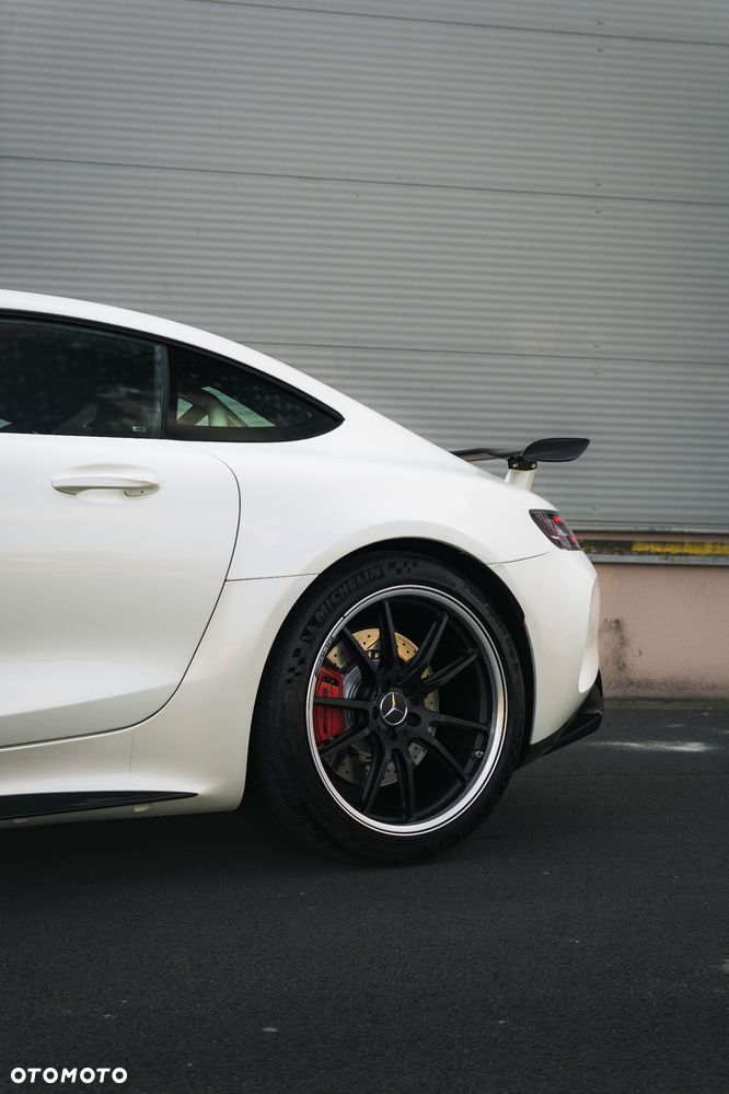 Mercedes-Benz AMG GT - 10