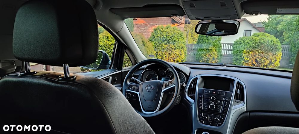 Opel Astra 1.6 Color Edition - 27