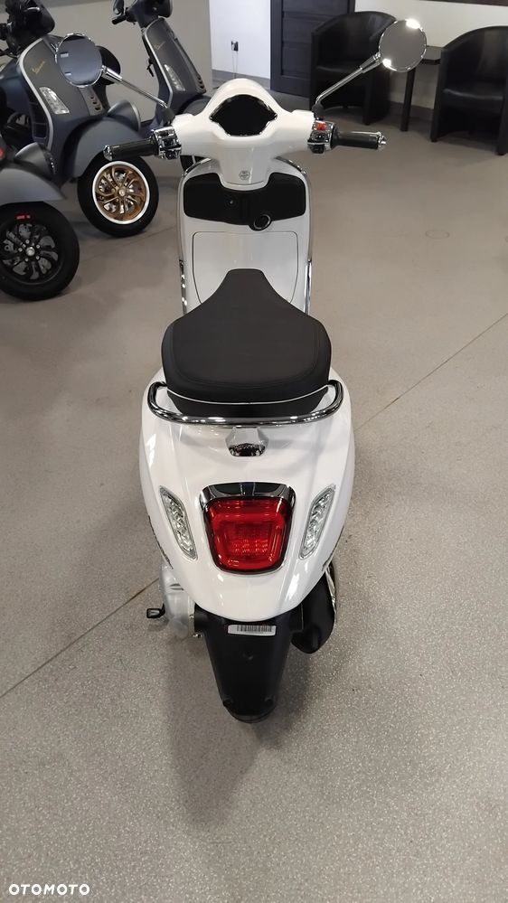 Vespa Primavera - 3