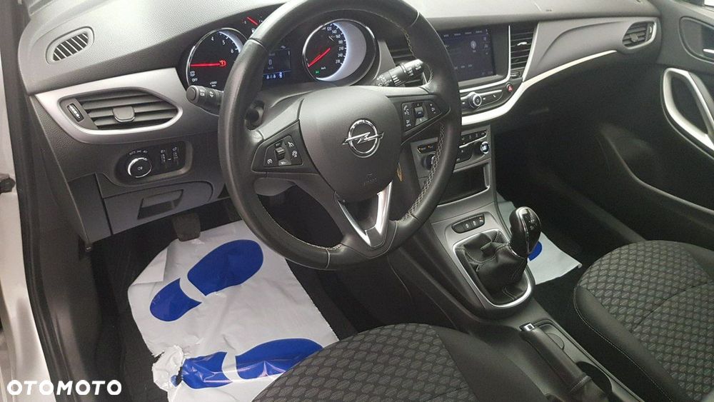 Opel Astra - 19