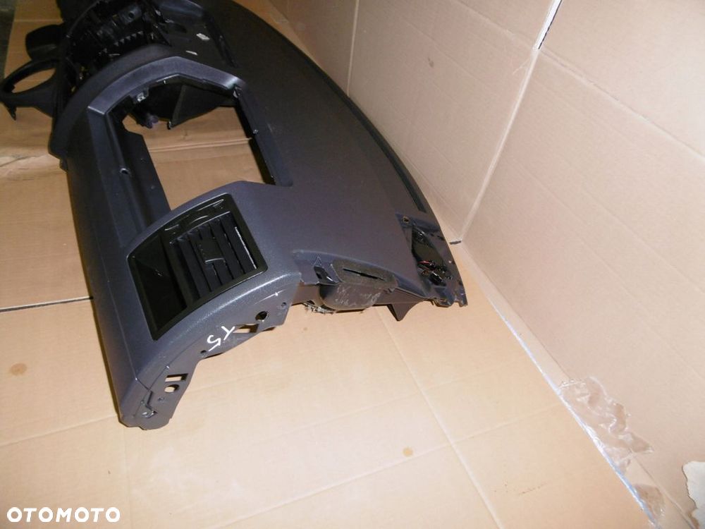 VW T5 TRANSPORTER DESKA ROZDZIELCZA KONSOLA - 5