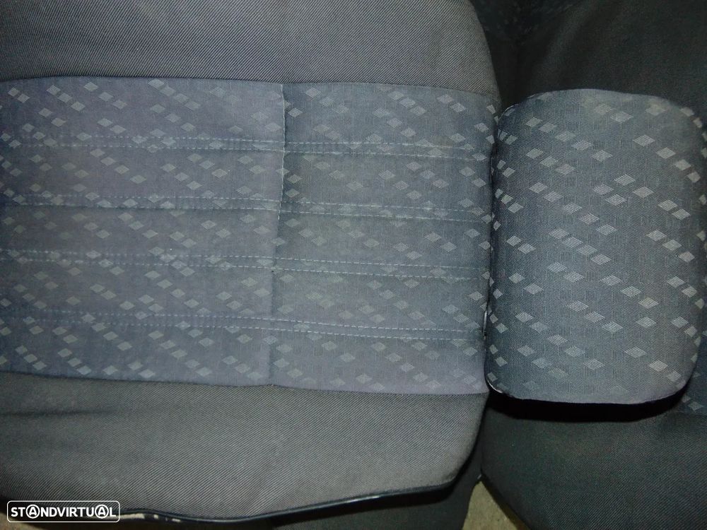 Toyota Corolla DX bancos - 5