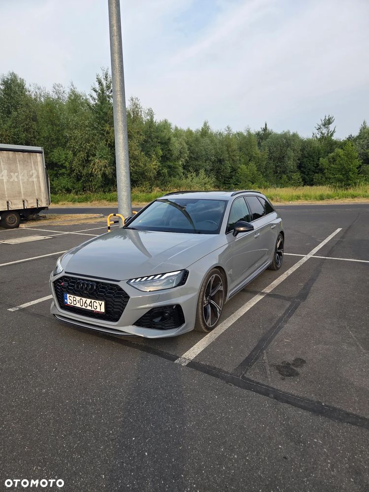 Audi RS4 Avant TFSI Quattro Tiptronic - 1