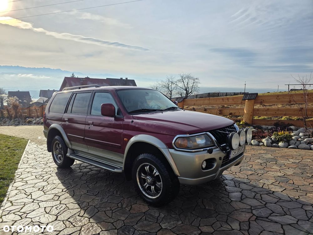 Mitsubishi Pajero - 5
