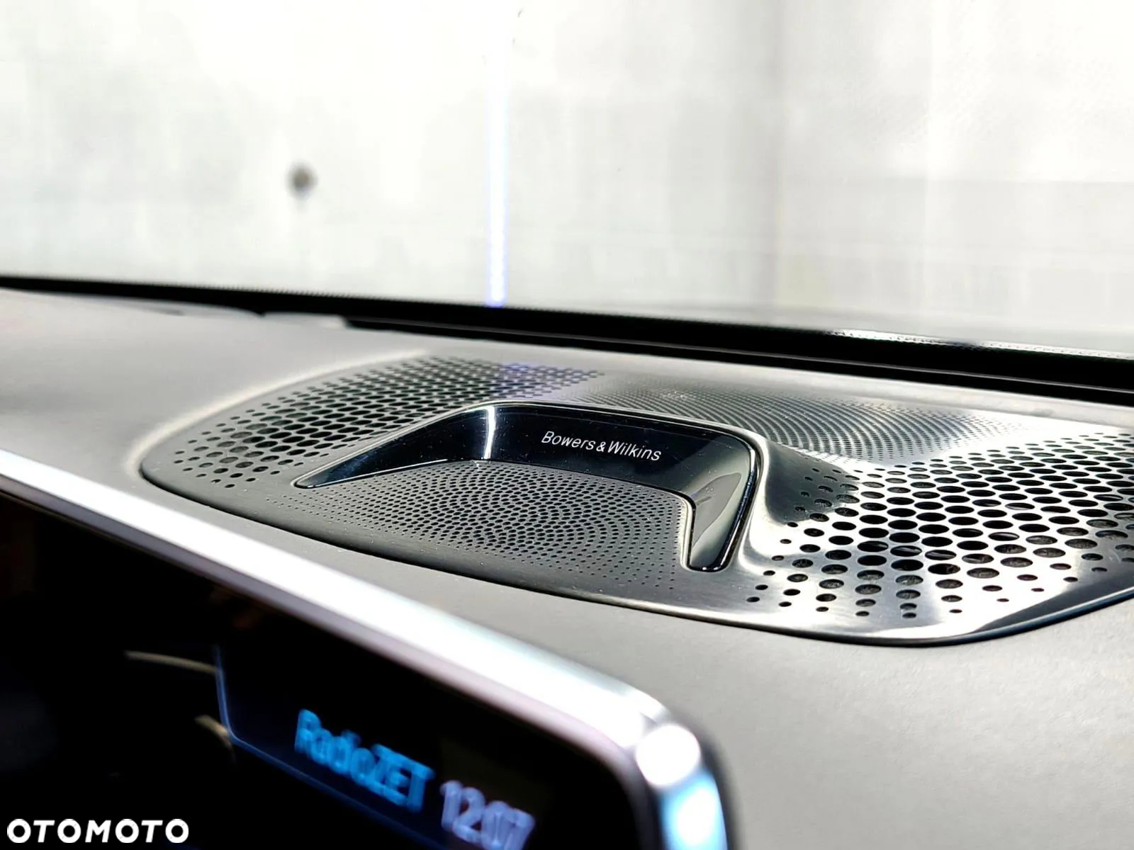 BMW Seria 7 750Li xDrive - 33