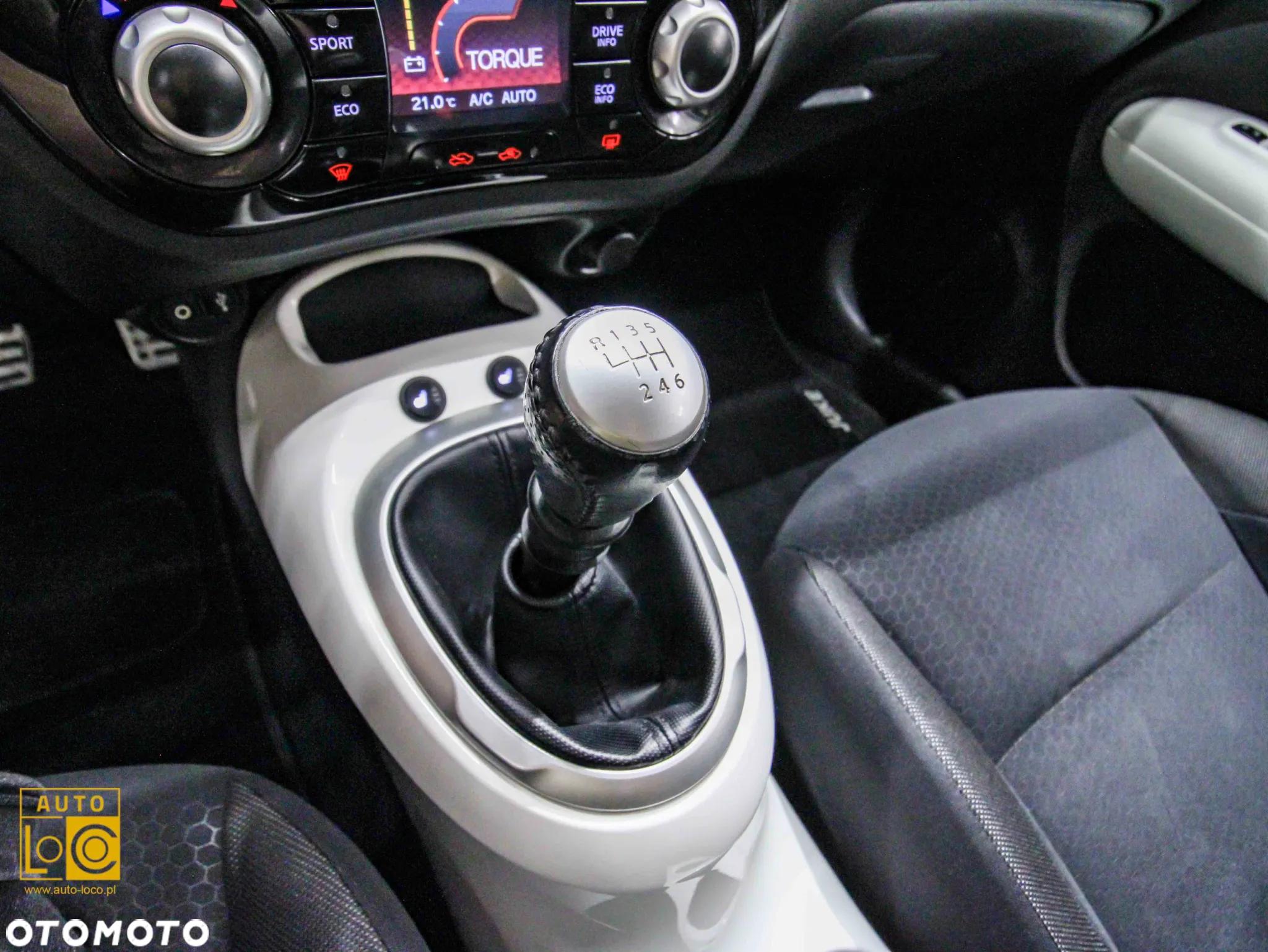 Nissan Juke 1.6 DIG-T Tekna - 24