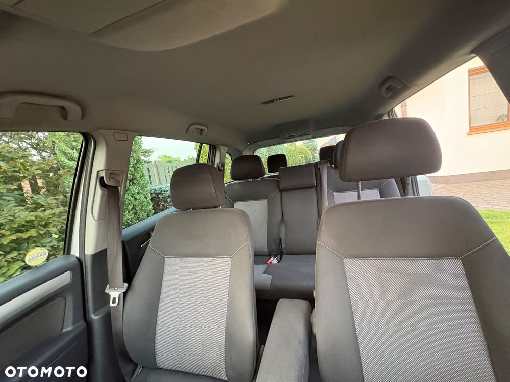 Opel Zafira 1.6 - 8